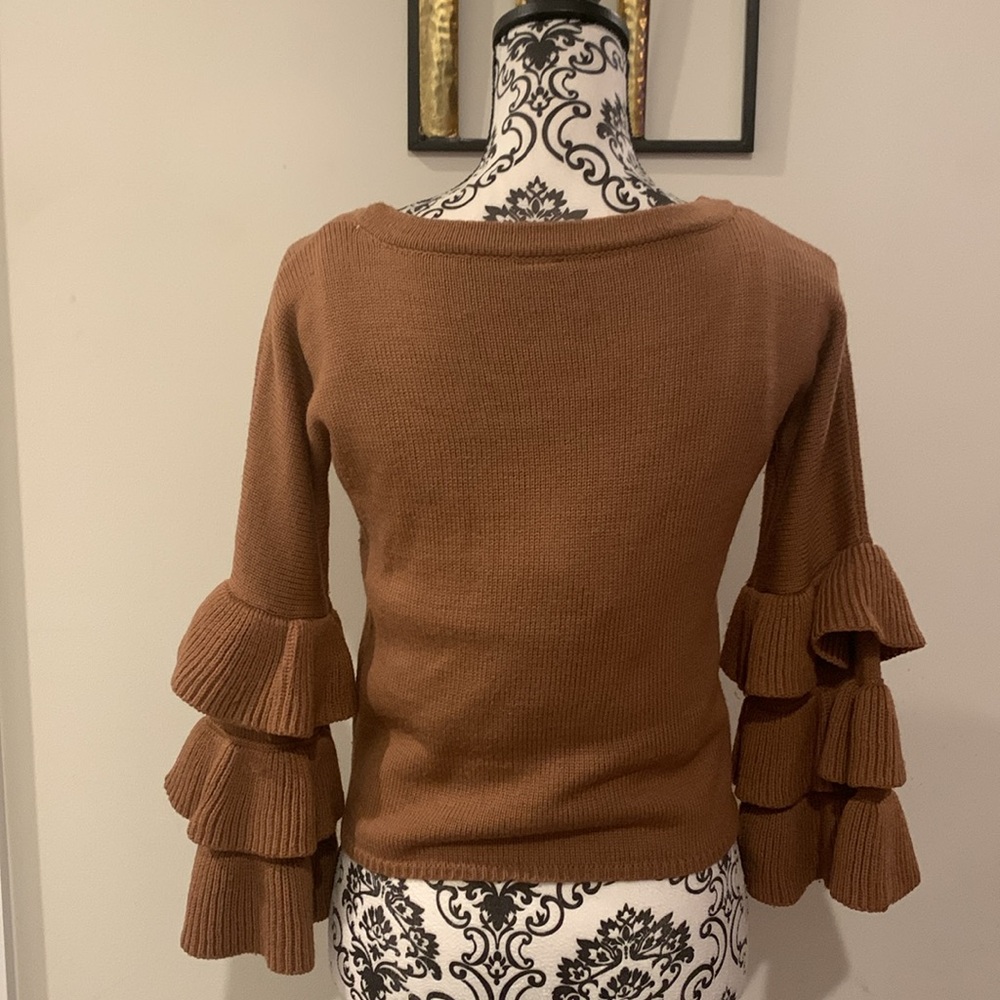 Moon & Madison Ruffle Sleeve Sweater - Picture 4 of 4
